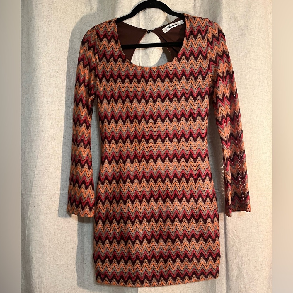 Vintage 70s Chevron Bell Sleeve Dress